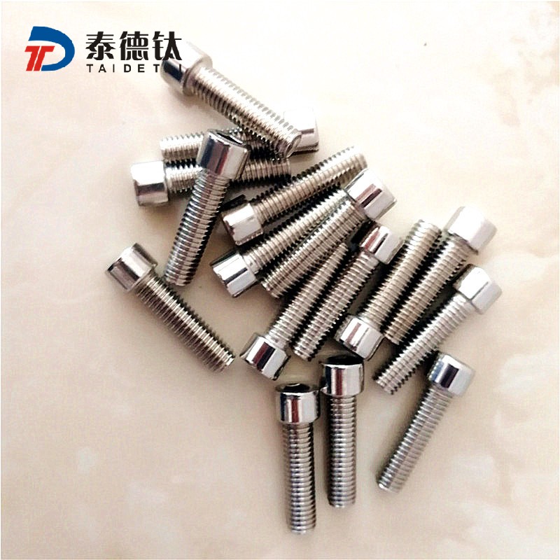 圓柱體內六角螺釘